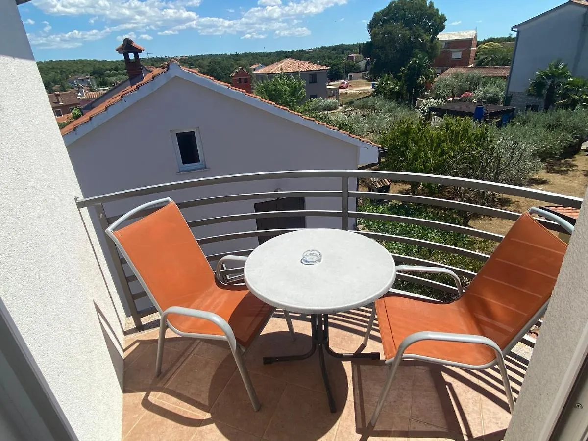 פורץ Room With Balcony קרואטיה